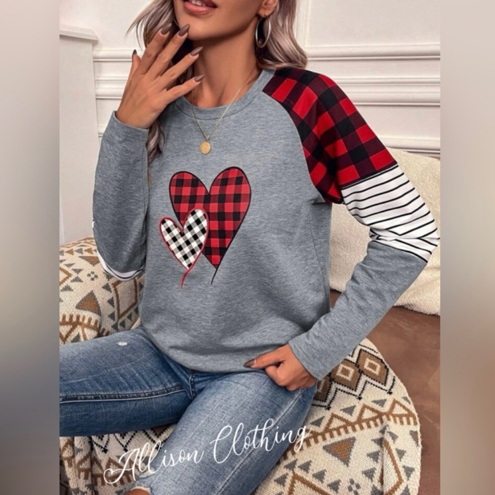 Buffalo Print Hearts Long Sleeve Red Checkered Christmas Top - Picture 1 of 5
